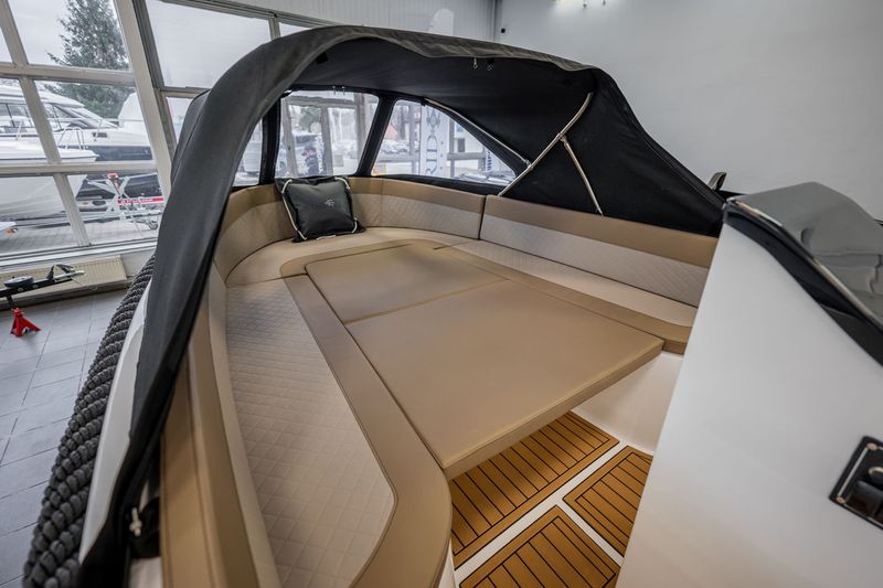 TRIDENT 520 CLASSIC-1753348907299