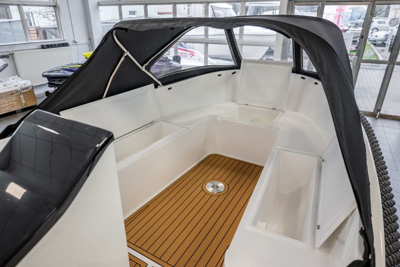 TRIDENT 520 CLASSIC-1753348925119